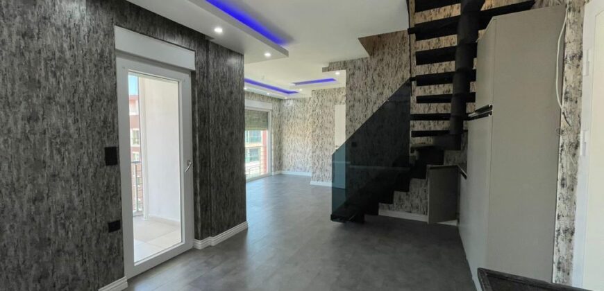 Beautiful 2 Bedroom Duplex apartment