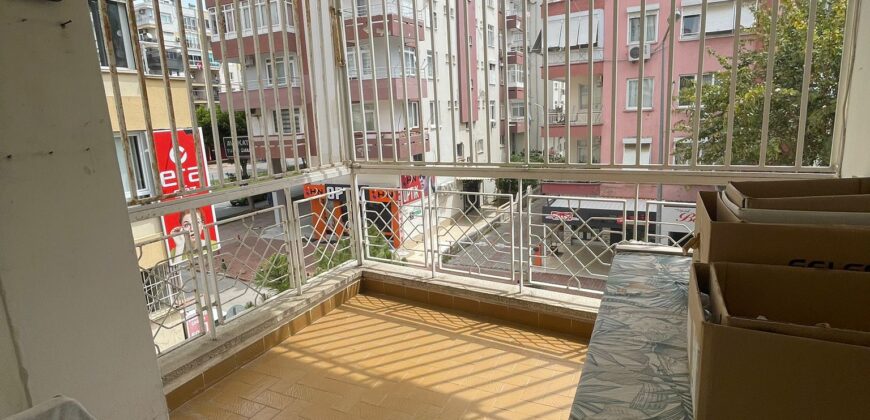 MURATPAŞA BAHÇELİEVLER AREA 3+1 FOR SALE