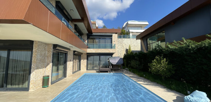 ULTRA LUX 4+1 VILLA FOR SALE